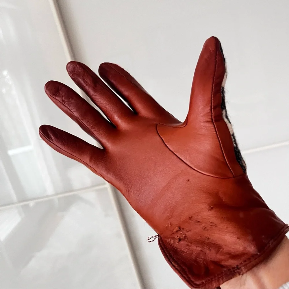 Women’sBrown Leather Gloves⭐️ As Is